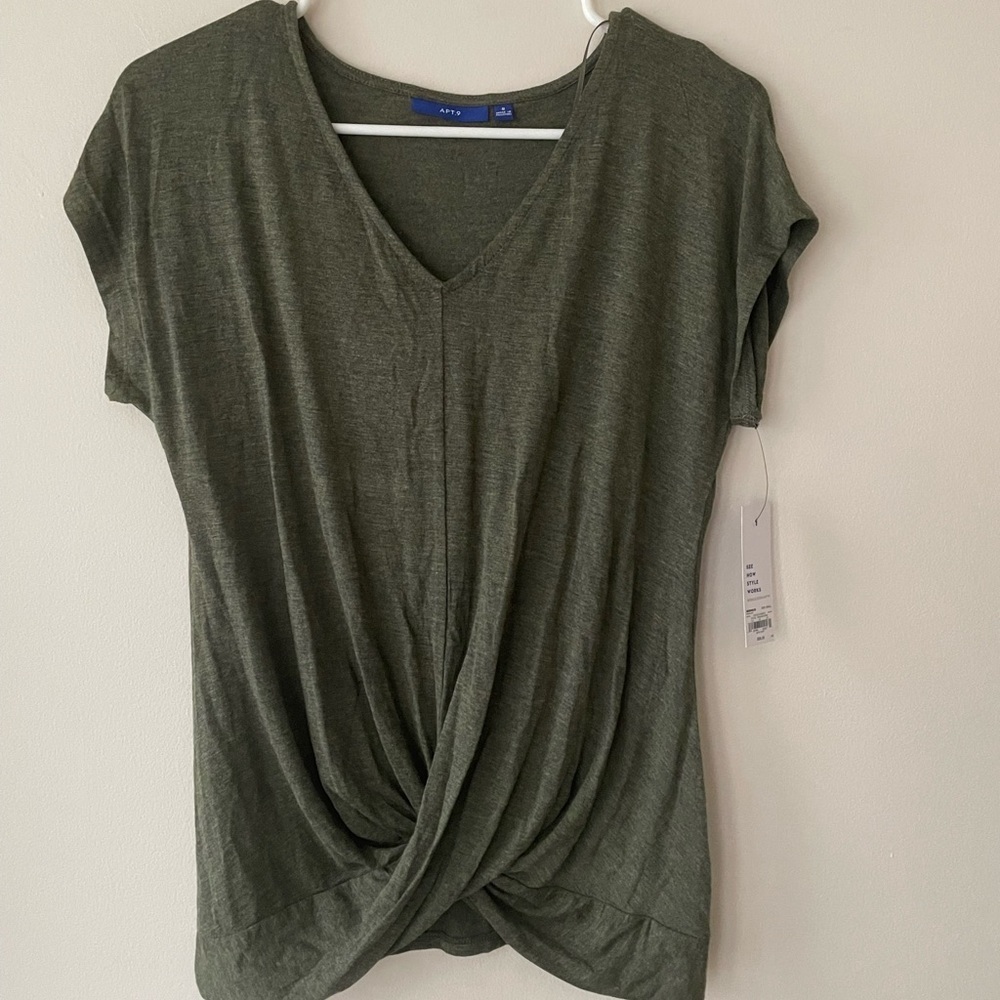 Apt 9 Paisley Women’s Shirt Color Olive Green NWT